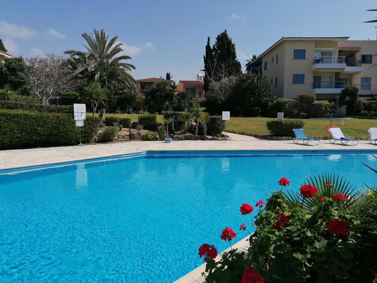Paradise Gardens II Anastasia Apartment Paphos Luaran gambar